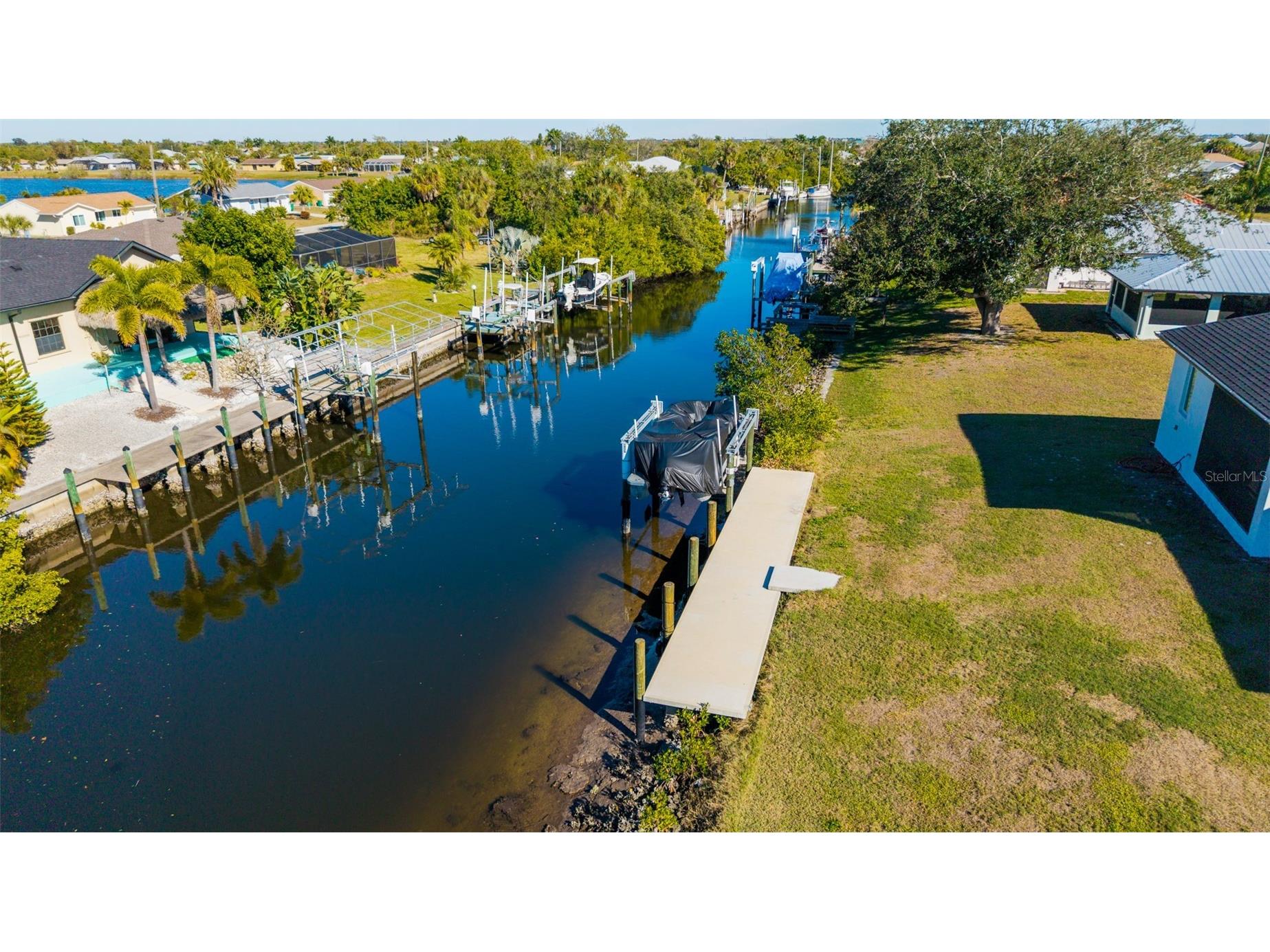 18946 Ayrshire Circle Port Charlotte FL 33948 - MANCHESTER WATERWAY A4678804 image4