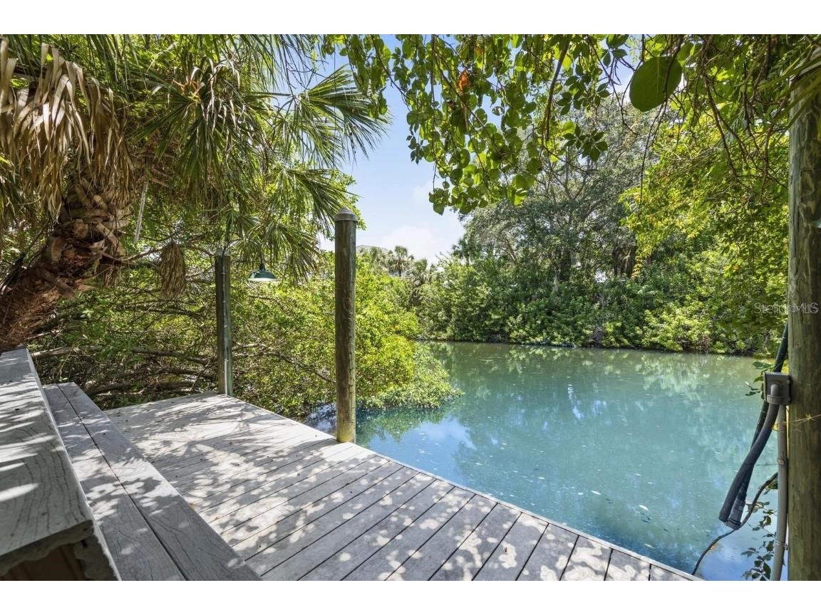 1895 Buccaneer Circle Sarasota FL 34231 A4670129 image20