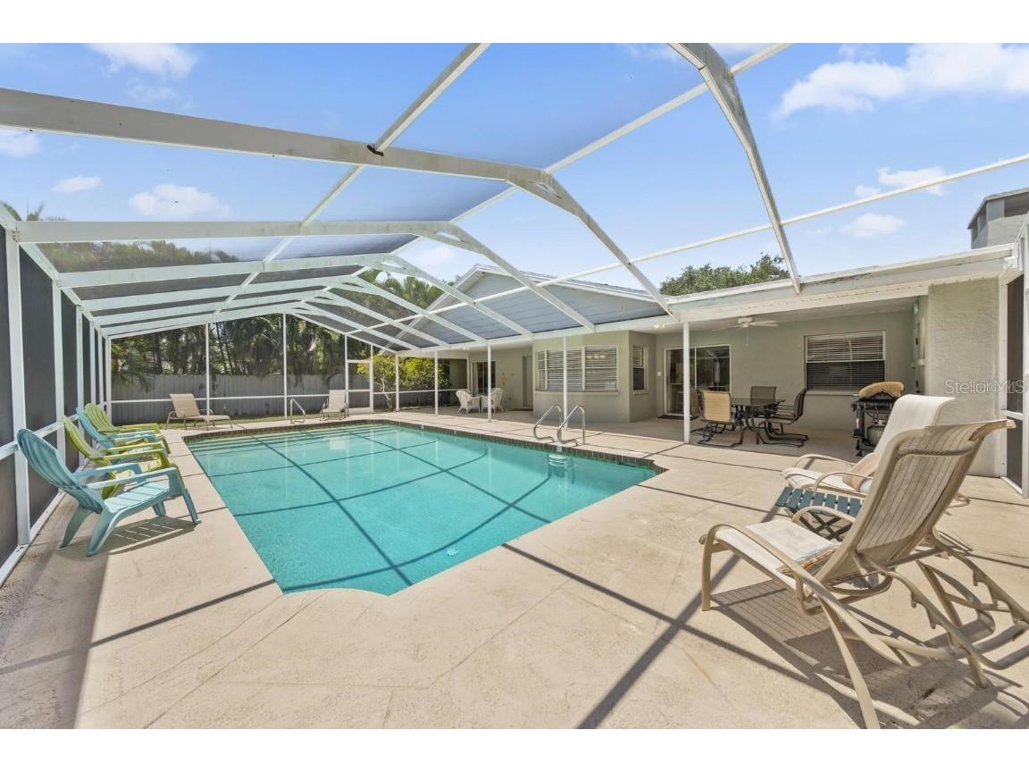 1895 Buccaneer Circle Sarasota FL 34231 A4670129 image23