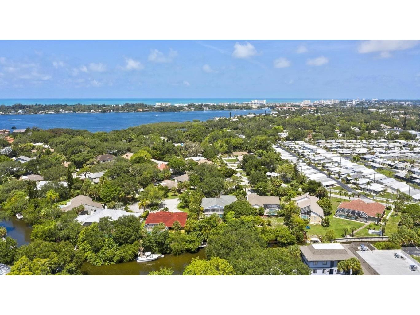 1895 Buccaneer Circle Sarasota FL 34231 A4670129 image27