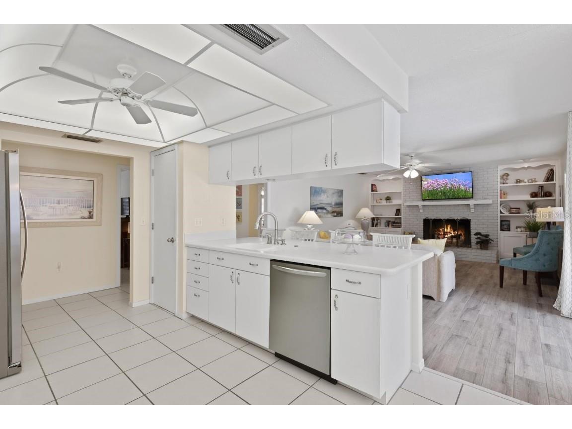 1895 Buccaneer Circle Sarasota FL 34231 A4670129 image6