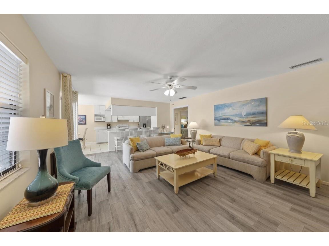 1895 Buccaneer Circle Sarasota FL 34231 A4670129 image9