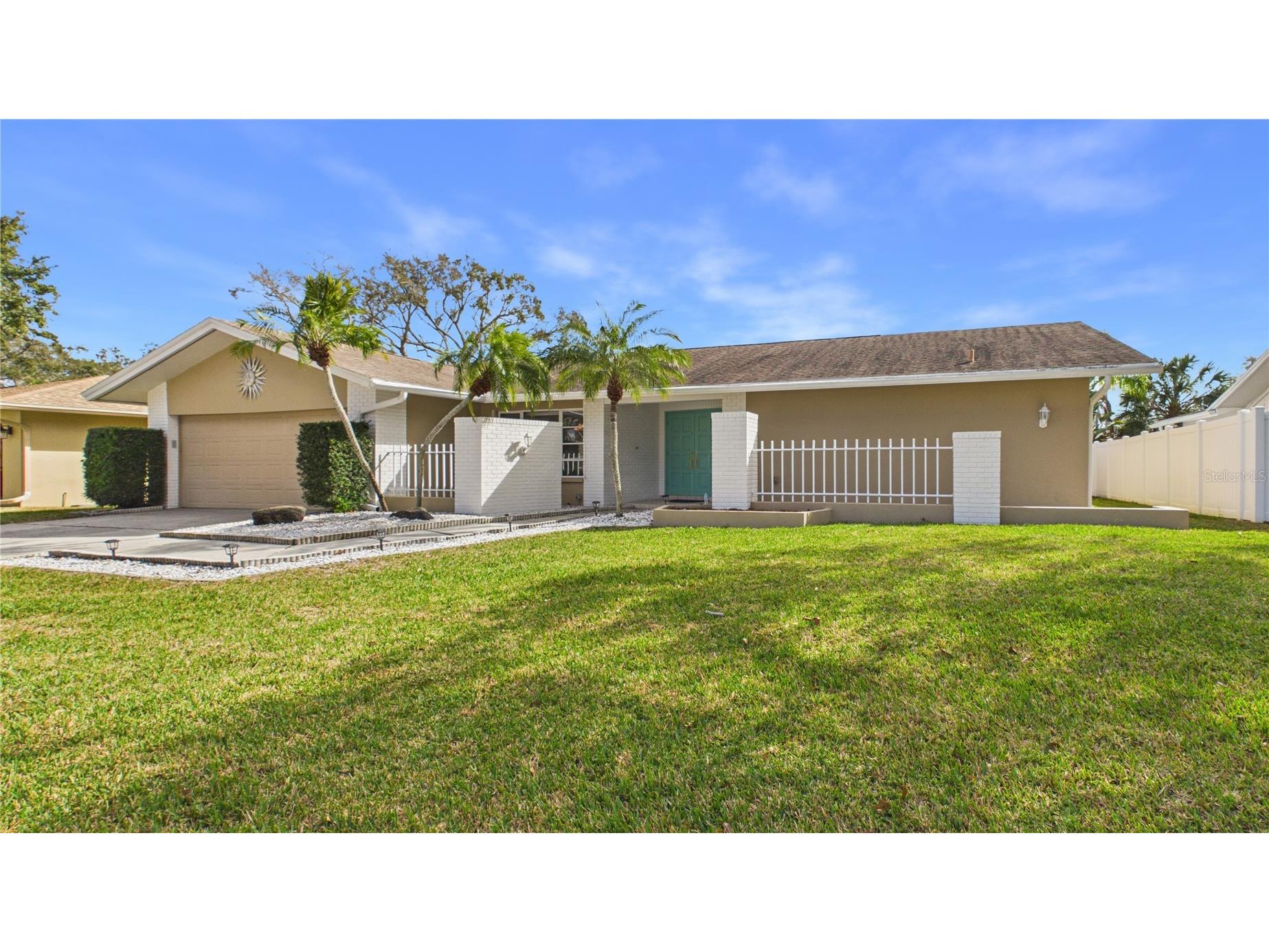 1895 Del Robles Terrace Clearwater FL 33764 TB8477532 image1