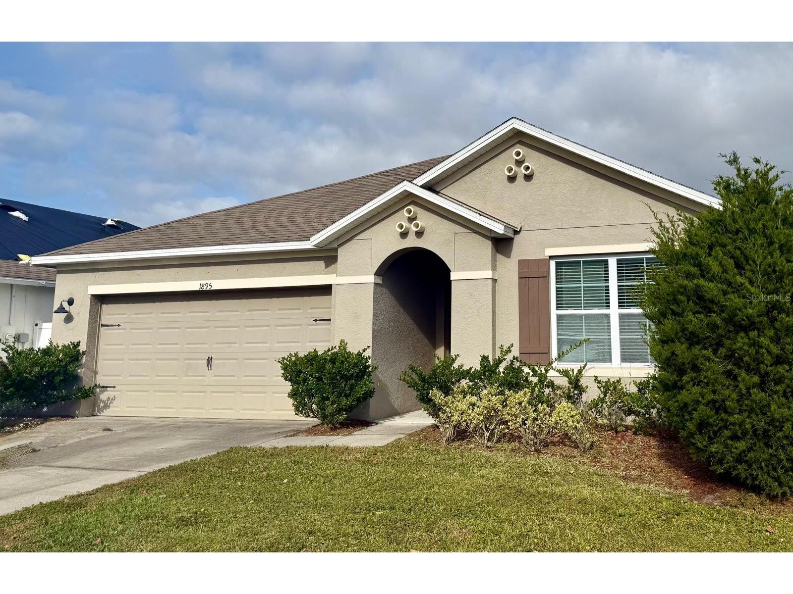 1895 Hickory Bluff Rd Kissimmee FL 34744 S5142089 image1