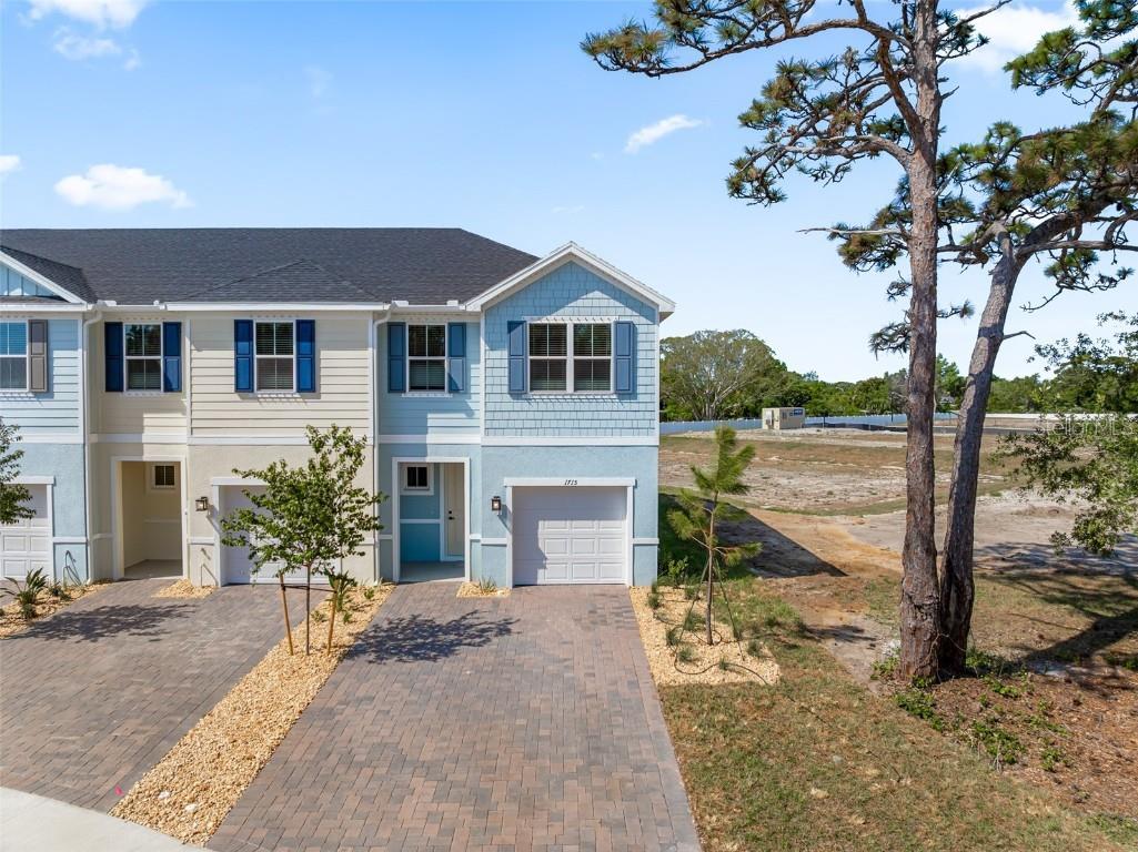 1895 Kendall Pointe Place Melbourne FL 32935 W7876769 image1