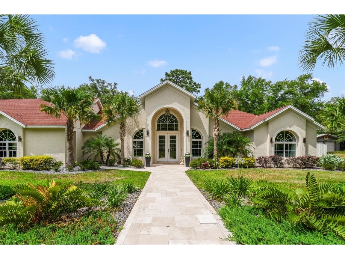 1895 Twin Oaks Drive Deland FL 32720 V4935872 image1