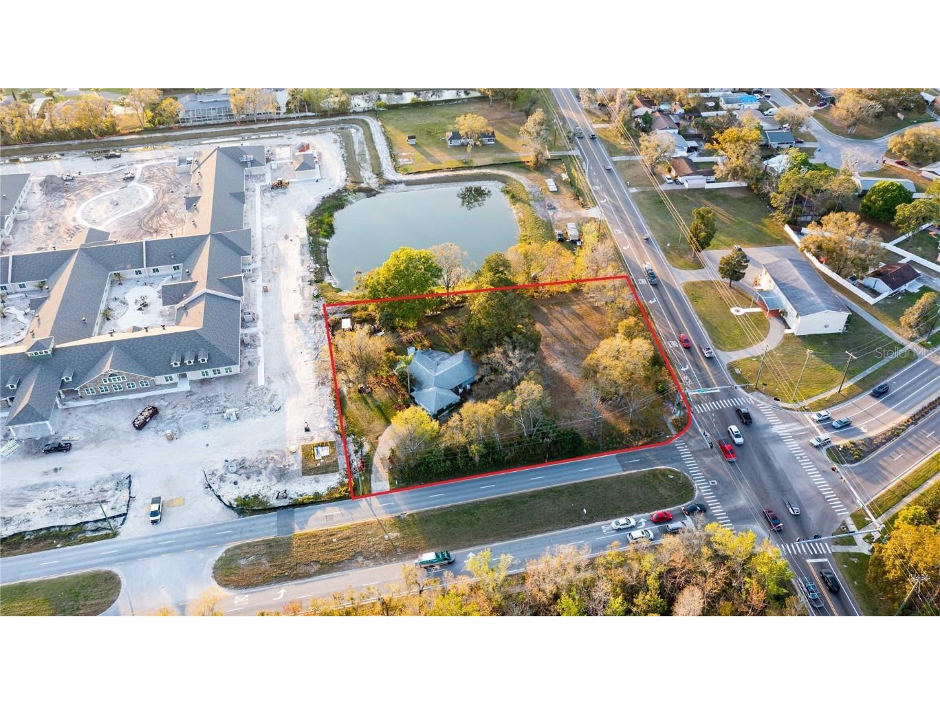 18950 Sunlake Boulevard Lutz FL 33558 - STORMWATER RETENTION POND T3309072 image1