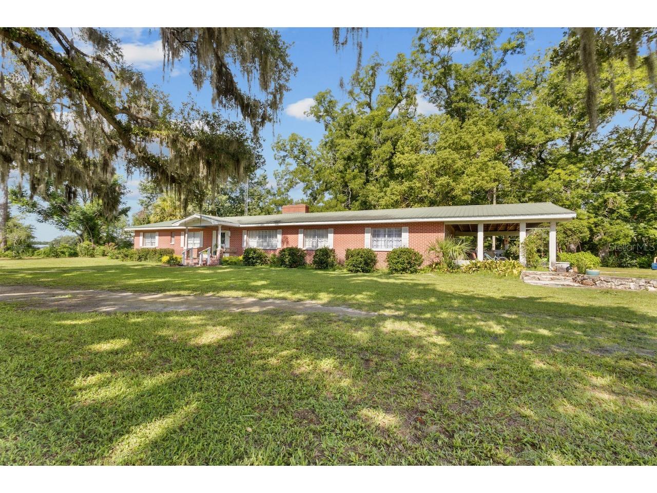 18951 SE 15th Street Williston FL 32696 OM728143 image3
