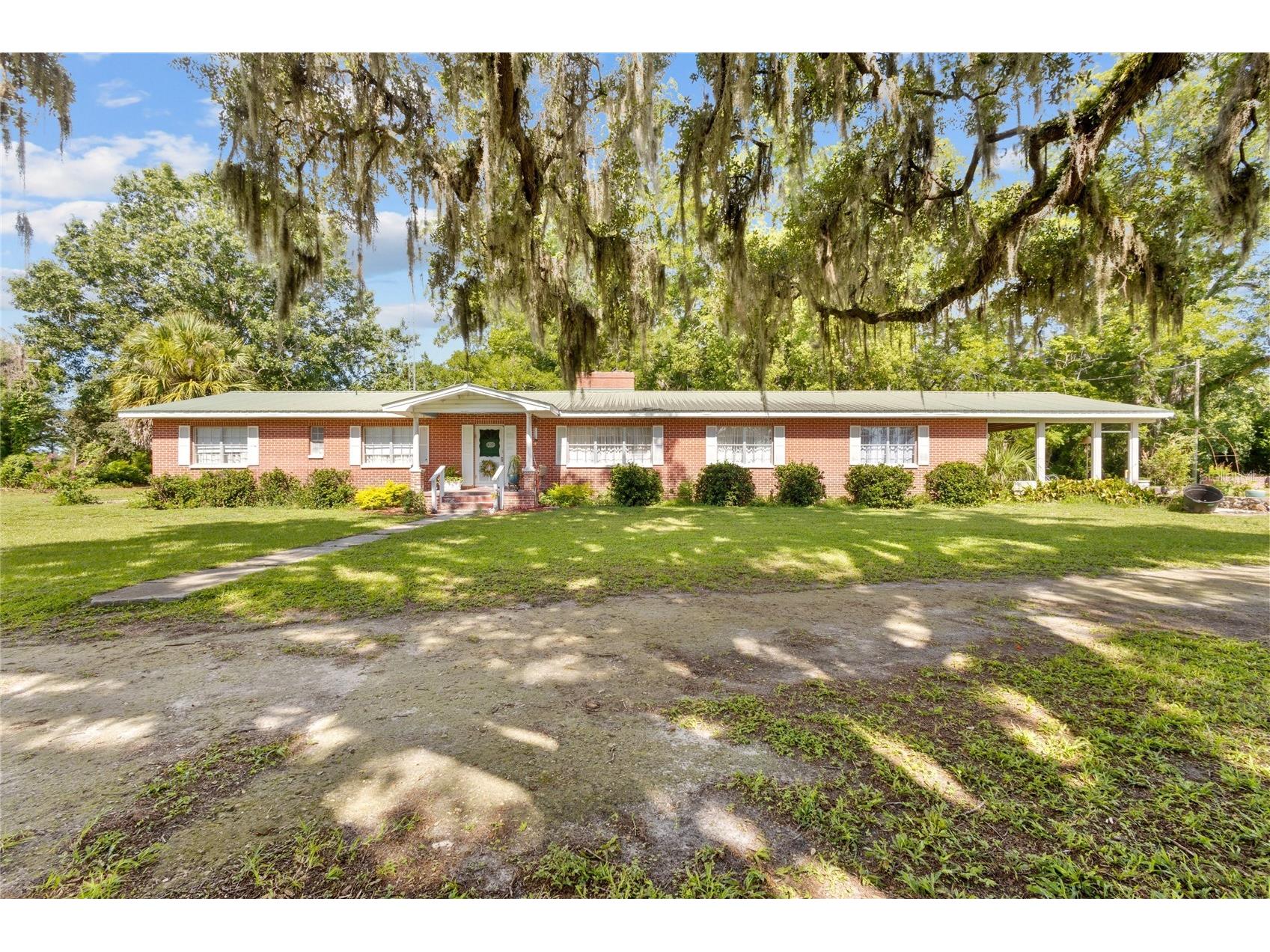 18951 SE 15th Street Williston FL 32696 OM728143 image4
