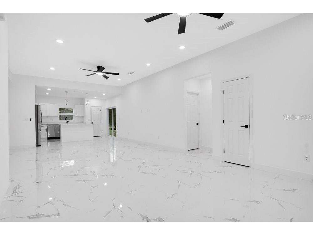 1896 12th Street Orange City FL 32763 L4947453 image4