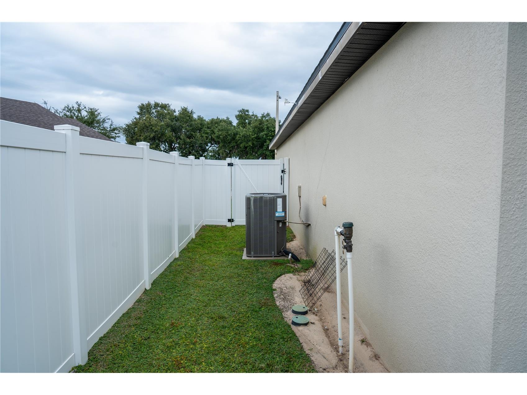 1896 Piedmont Court Mascotte FL 34753 O6410125 image30