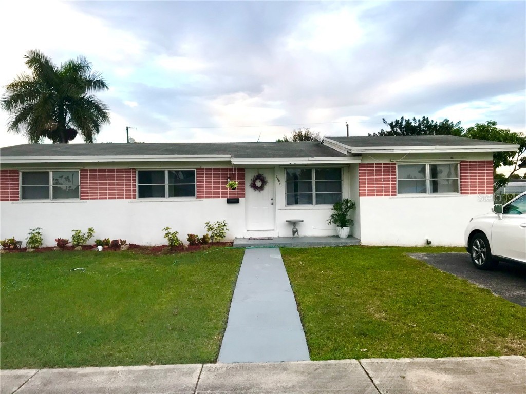 18961 SW 311th Street Homestead FL 33030 C7484828 image1