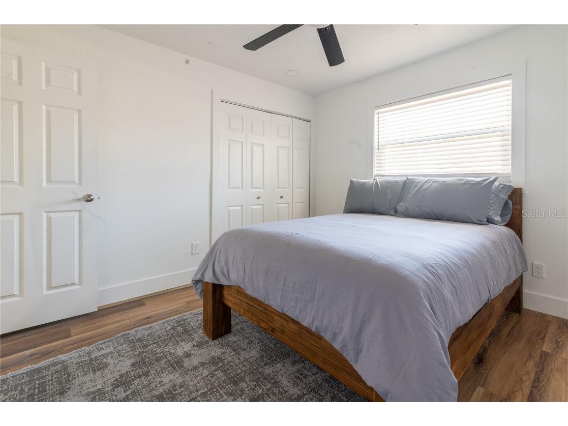 1897 Dolphin Boulevard S Saint Petersburg FL 33707 TB8454515 image28