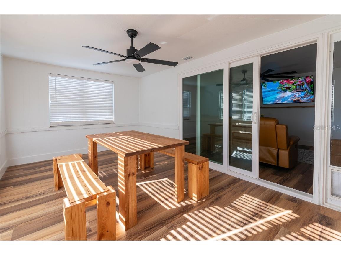 1897 Dolphin Boulevard S Saint Petersburg FL 33707 TB8454515 image29