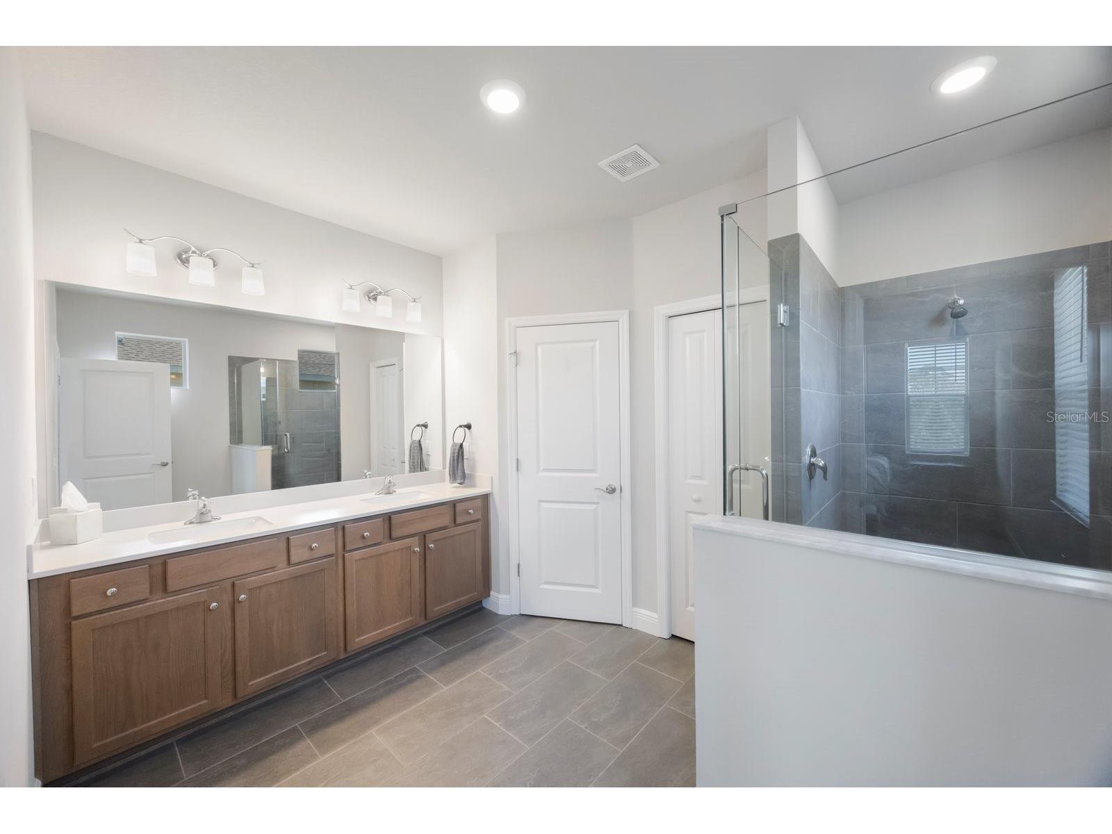 1897 Trailside Drive Palm Harbor FL 34683 TB8387735 image24