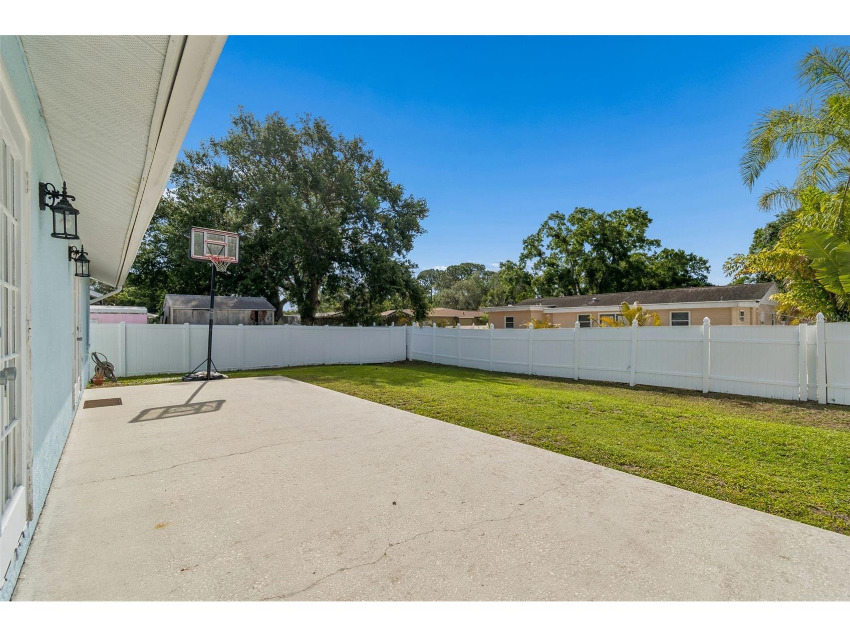 1898 76th Place N Saint Petersburg FL 33702 O6410633 image22