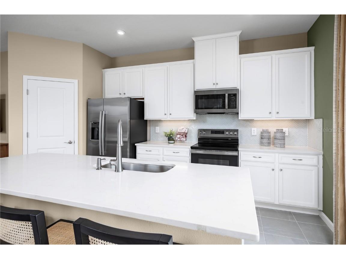 1898 Kendall Pointe Place Melbourne FL 32935 W7879207 image2