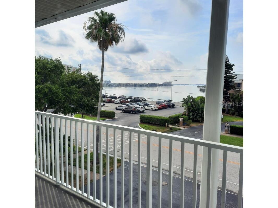 1898 Shore Drive S #318 South Pasadena FL 33707 A4697186 image2