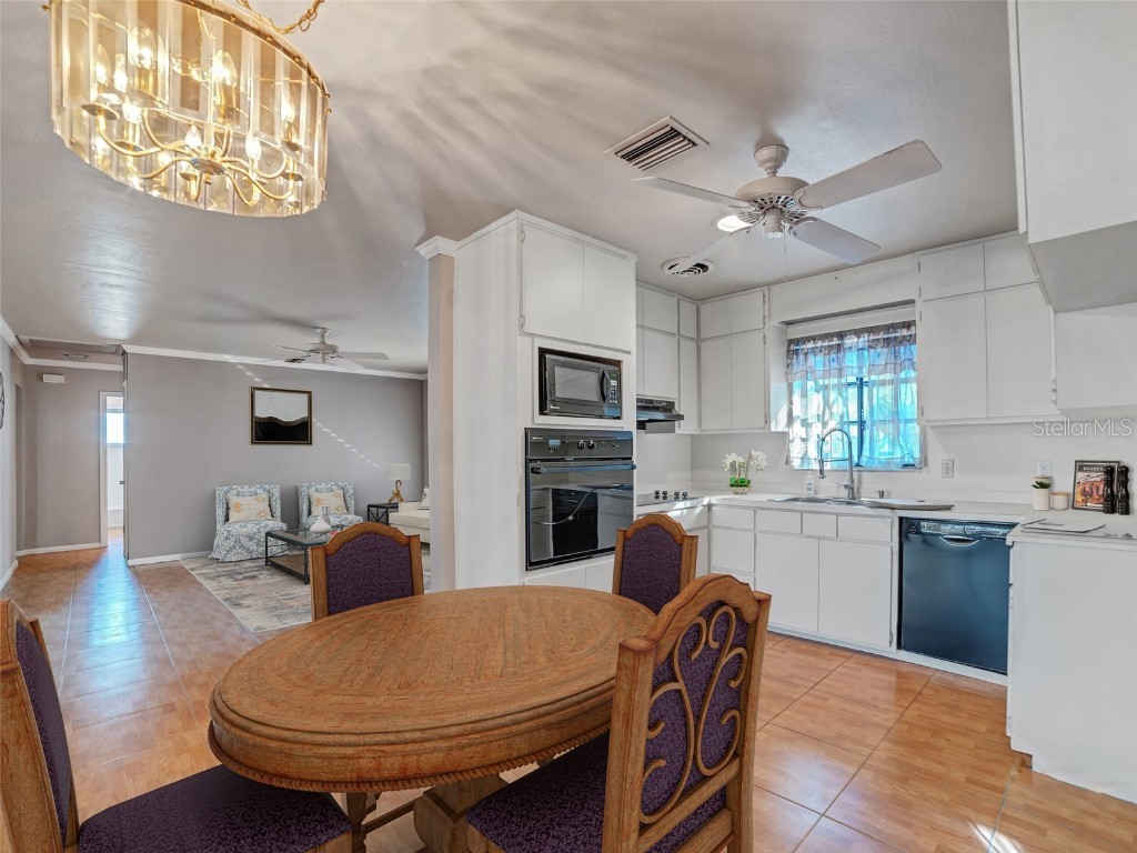 1899 66th Avenue N Saint Petersburg FL 33702 TB8452472 image11