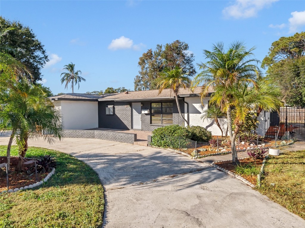 1899 66th Avenue N Saint Petersburg FL 33702 TB8452472 image6