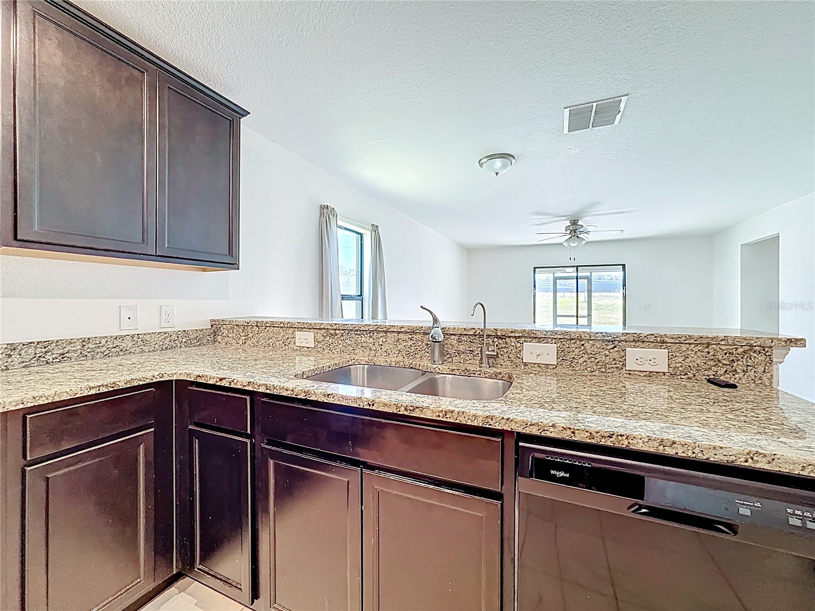 1899 Amber Sweet Circle Dundee FL 33838 O6376111 image7