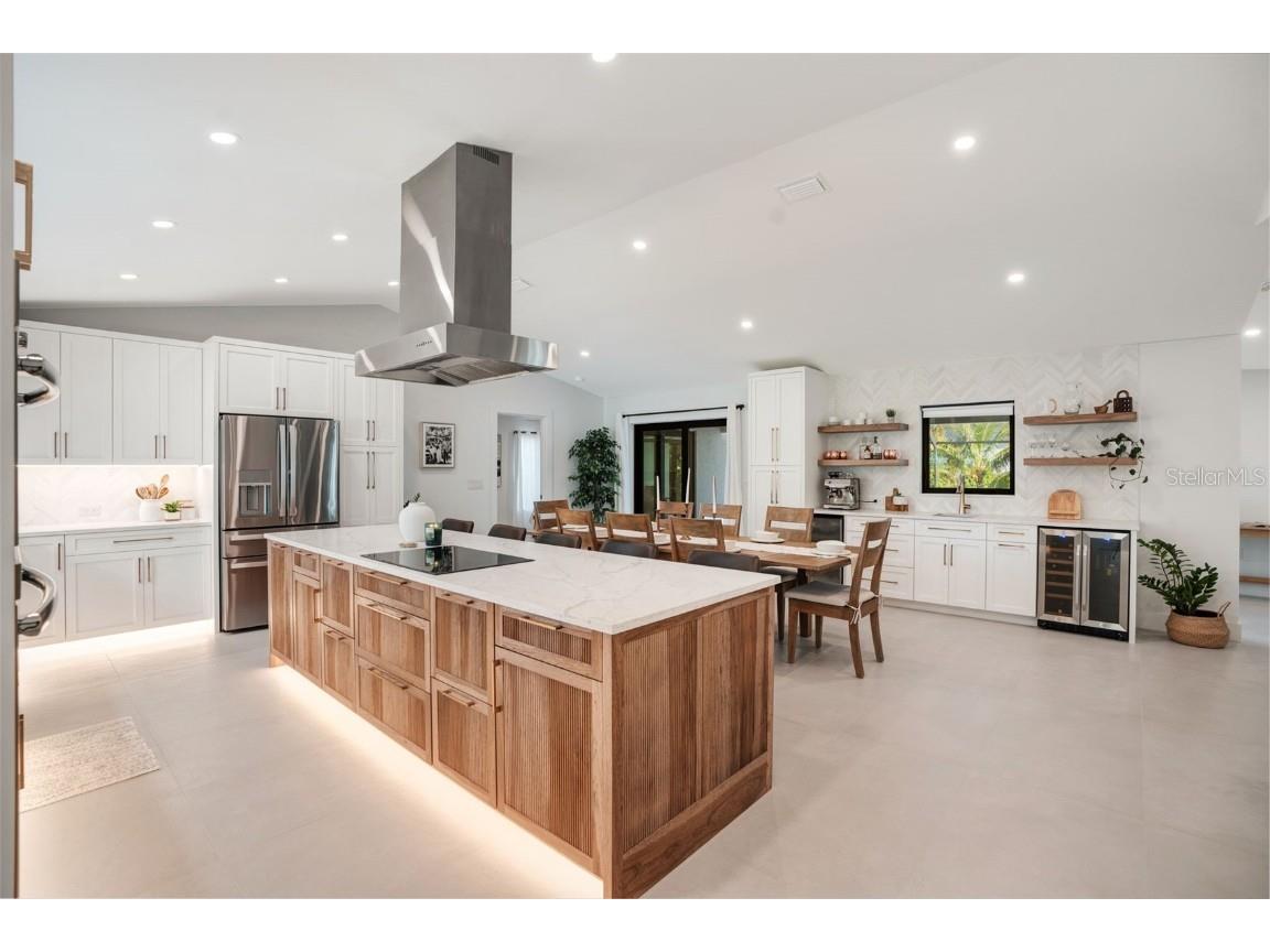 1899 Buccaneer Circle Sarasota FL 34231 A4629706 image10