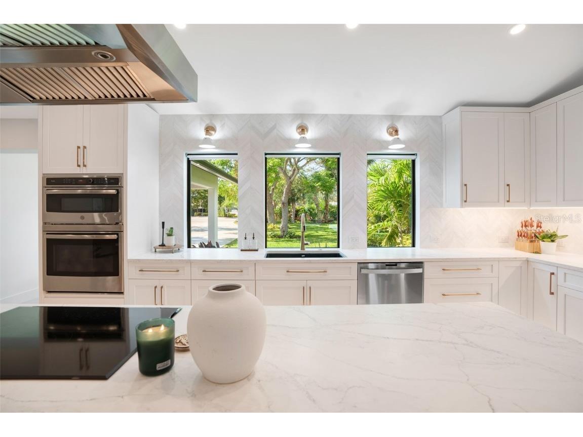 1899 Buccaneer Circle Sarasota FL 34231 A4629706 image14