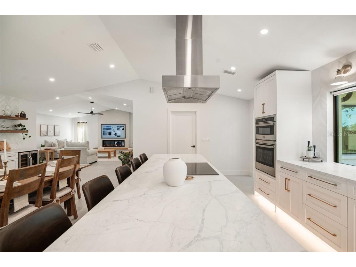 1899 Buccaneer Circle Sarasota FL 34231 A4629706 image15