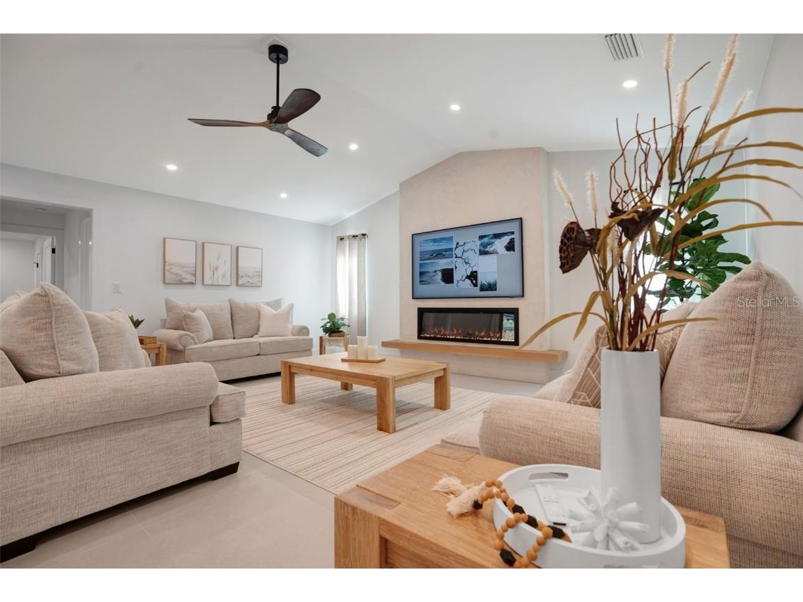 1899 Buccaneer Circle Sarasota FL 34231 A4629706 image21