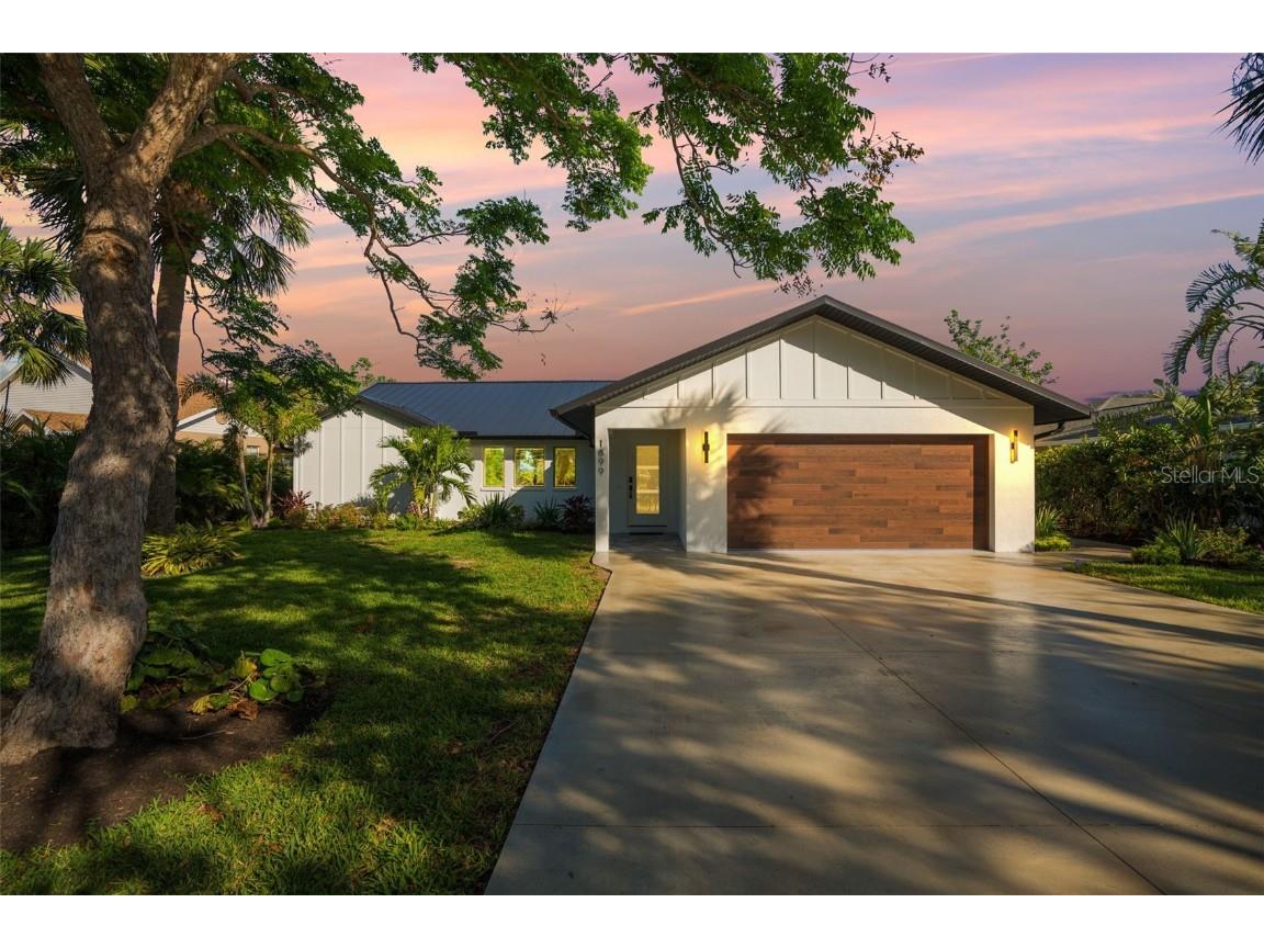 1899 Buccaneer Circle Sarasota FL 34231 A4629706 image4