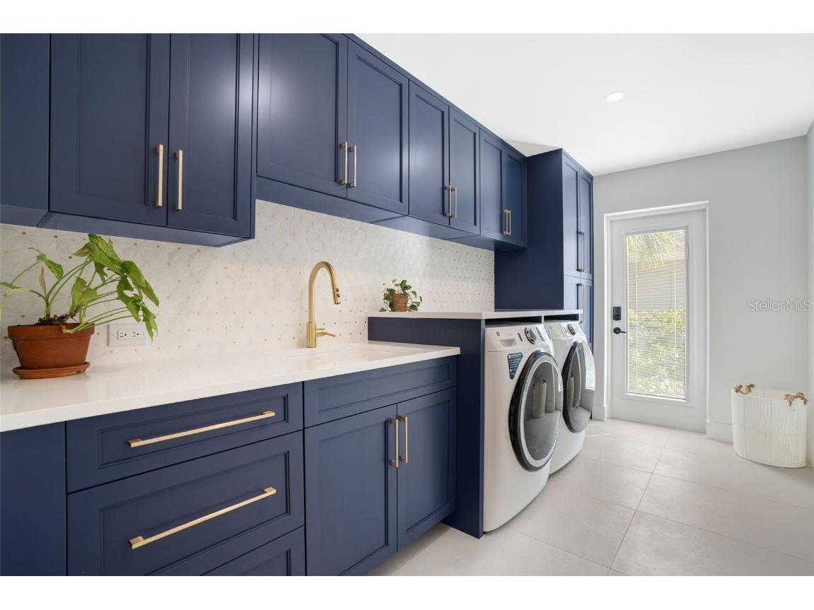 1899 Buccaneer Circle Sarasota FL 34231 A4629706 image42