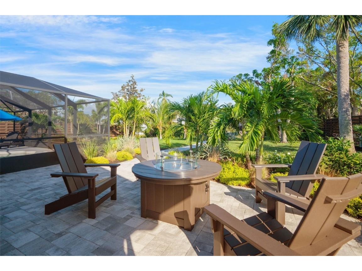 1899 Buccaneer Circle Sarasota FL 34231 A4629706 image48