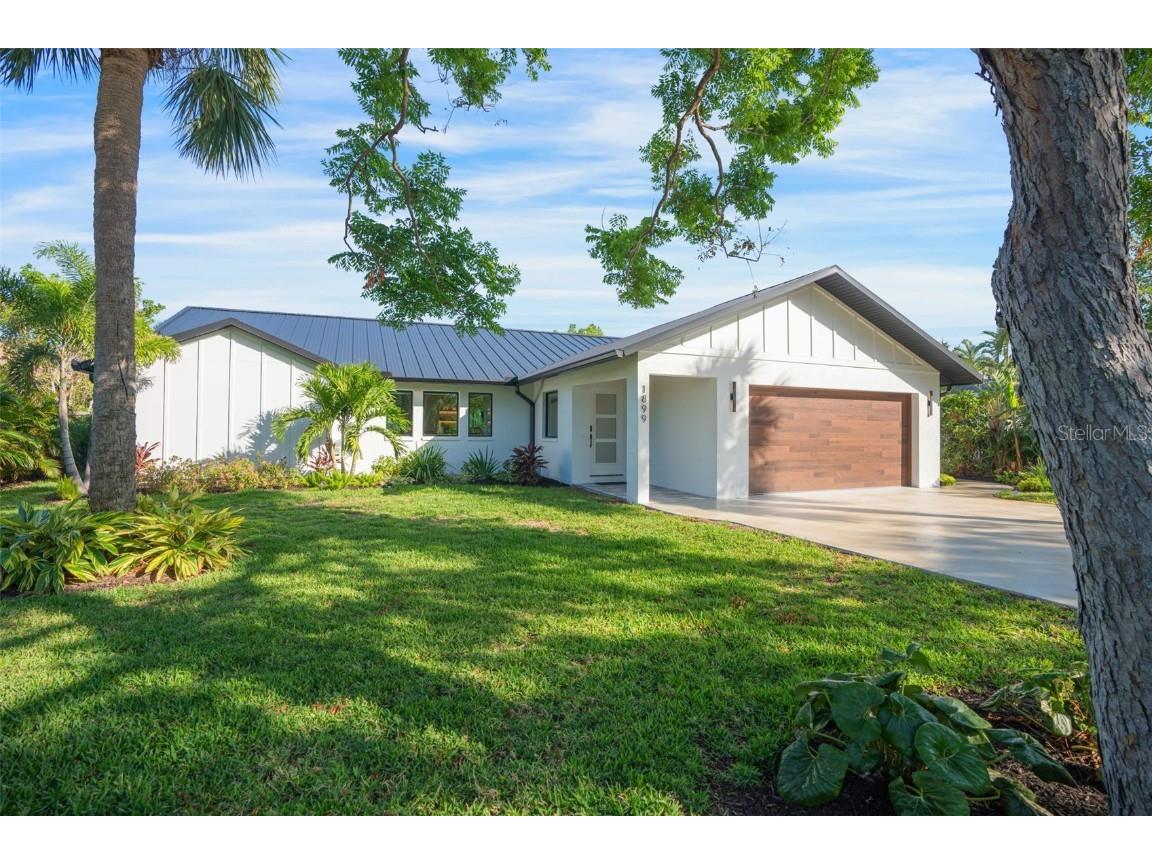 1899 Buccaneer Circle Sarasota FL 34231 A4629706 image5