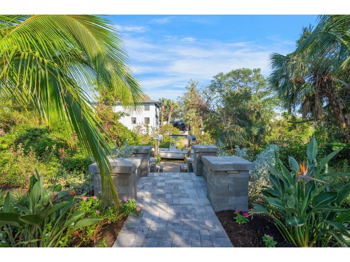 1899 Buccaneer Circle Sarasota FL 34231 A4629706 image51