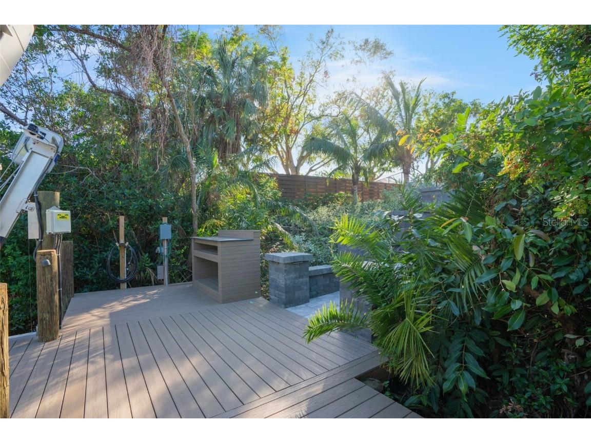 1899 Buccaneer Circle Sarasota FL 34231 A4629706 image53