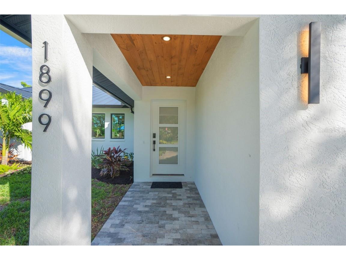 1899 Buccaneer Circle Sarasota FL 34231 A4629706 image7