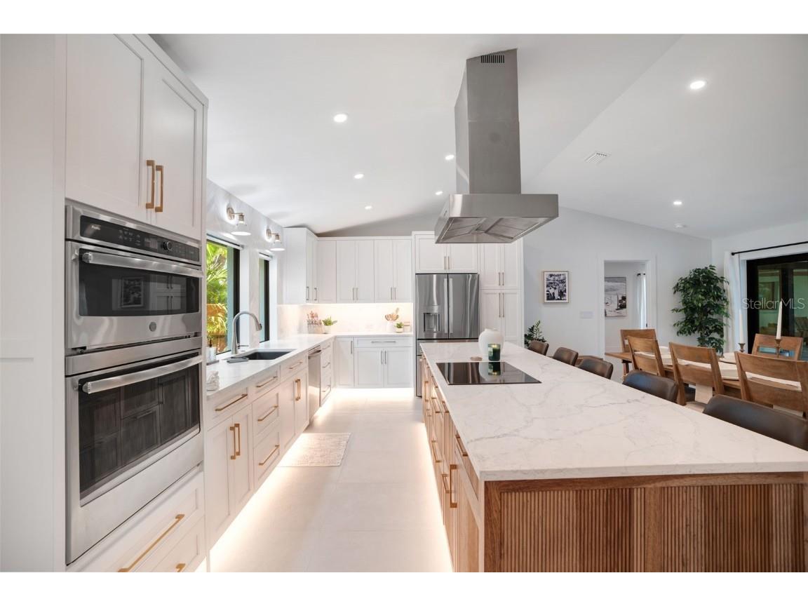 1899 Buccaneer Circle Sarasota FL 34231 A4629706 image9