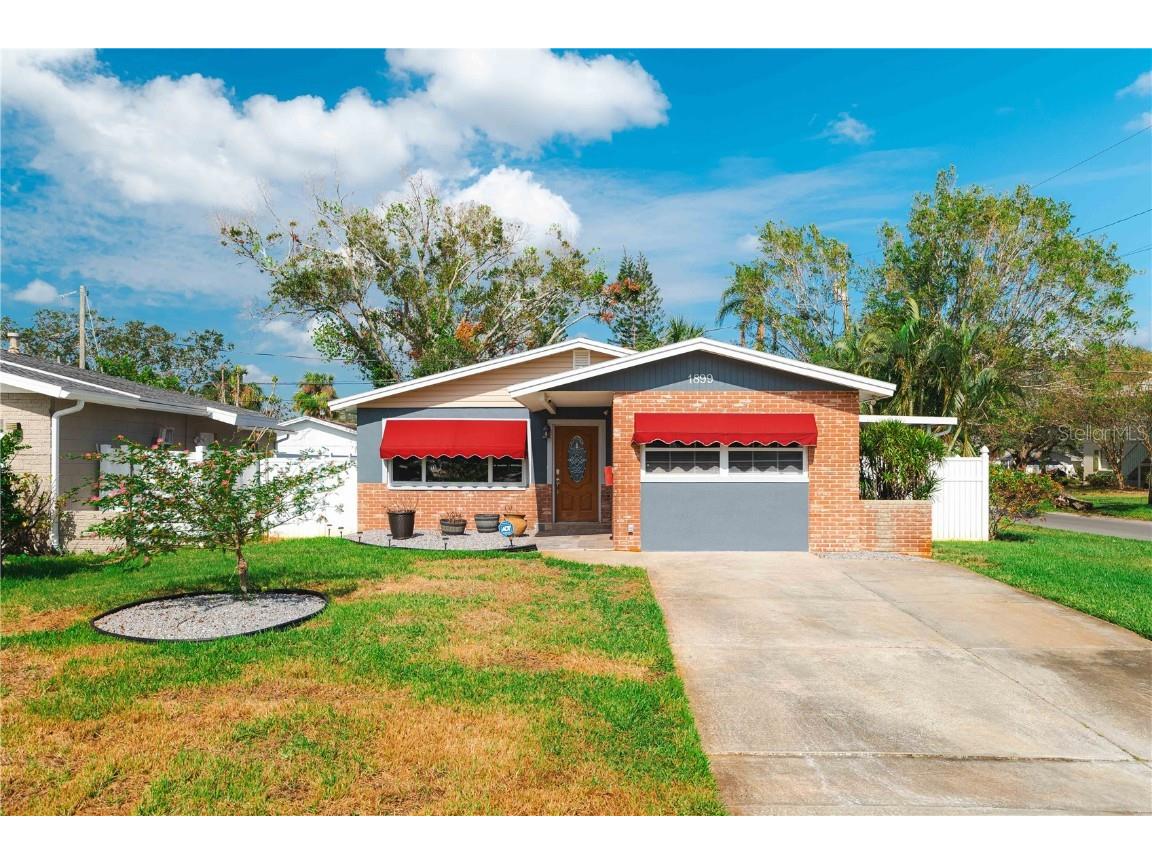 1899 Montana Avenue NE Saint Petersburg FL 33703 TB8321030 image1