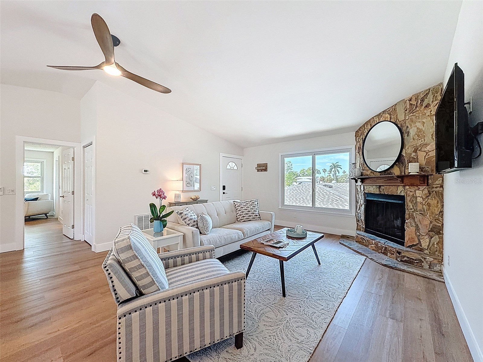 1899 Shore Acres Boulevard NE Saint Petersburg FL 33703 TB8498581 image10