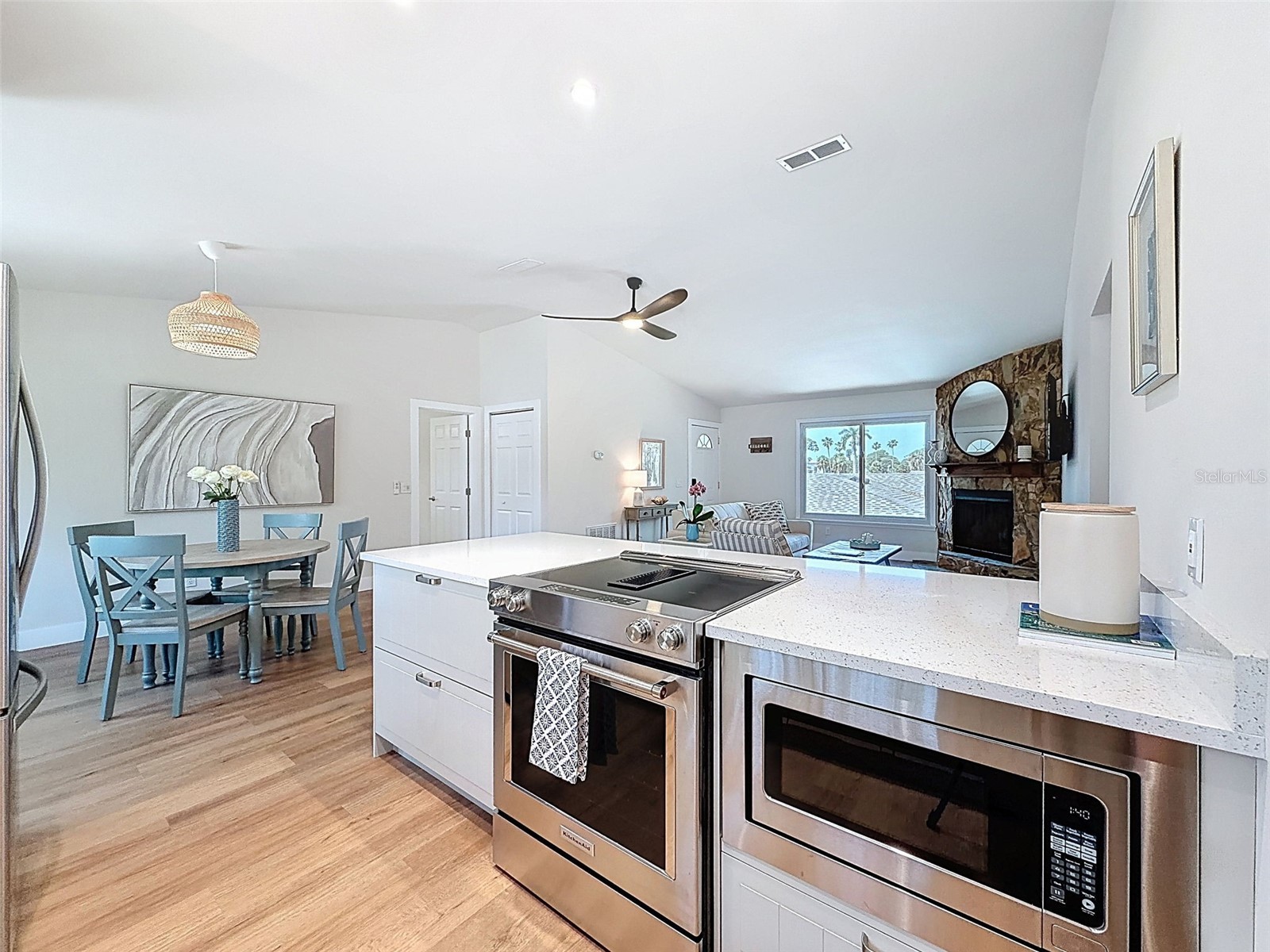 1899 Shore Acres Boulevard NE Saint Petersburg FL 33703 TB8498581 image15
