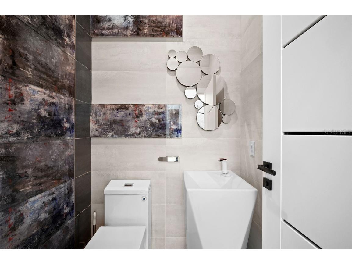 1899 Vamo Way Sarasota FL 34231 A4659122 image28