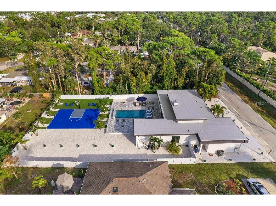 1899 Vamo Way Sarasota FL 34231 A4659122 image42