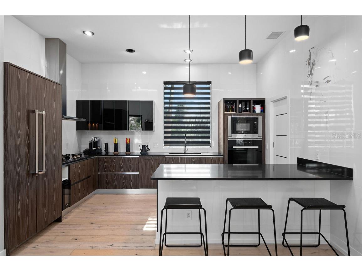 1899 Vamo Way Sarasota FL 34231 A4664293 image16