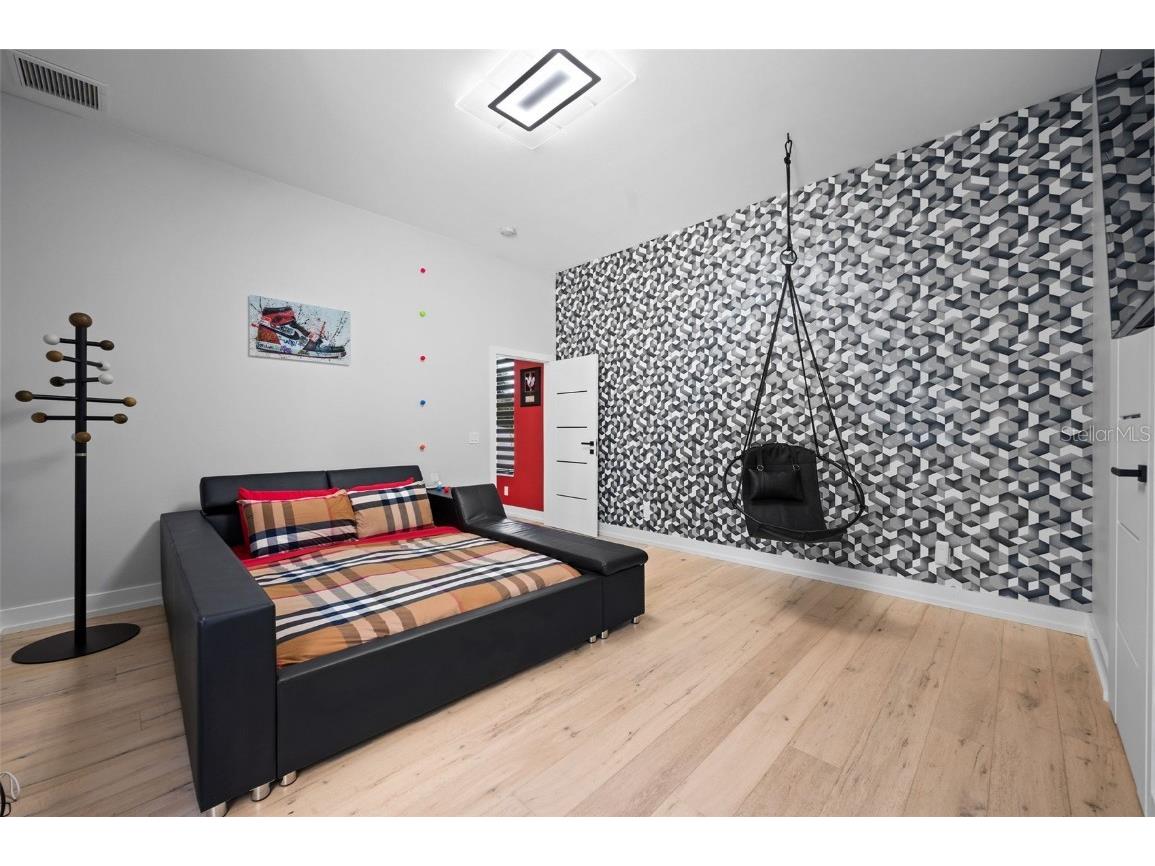 1899 Vamo Way Sarasota FL 34231 A4664293 image36