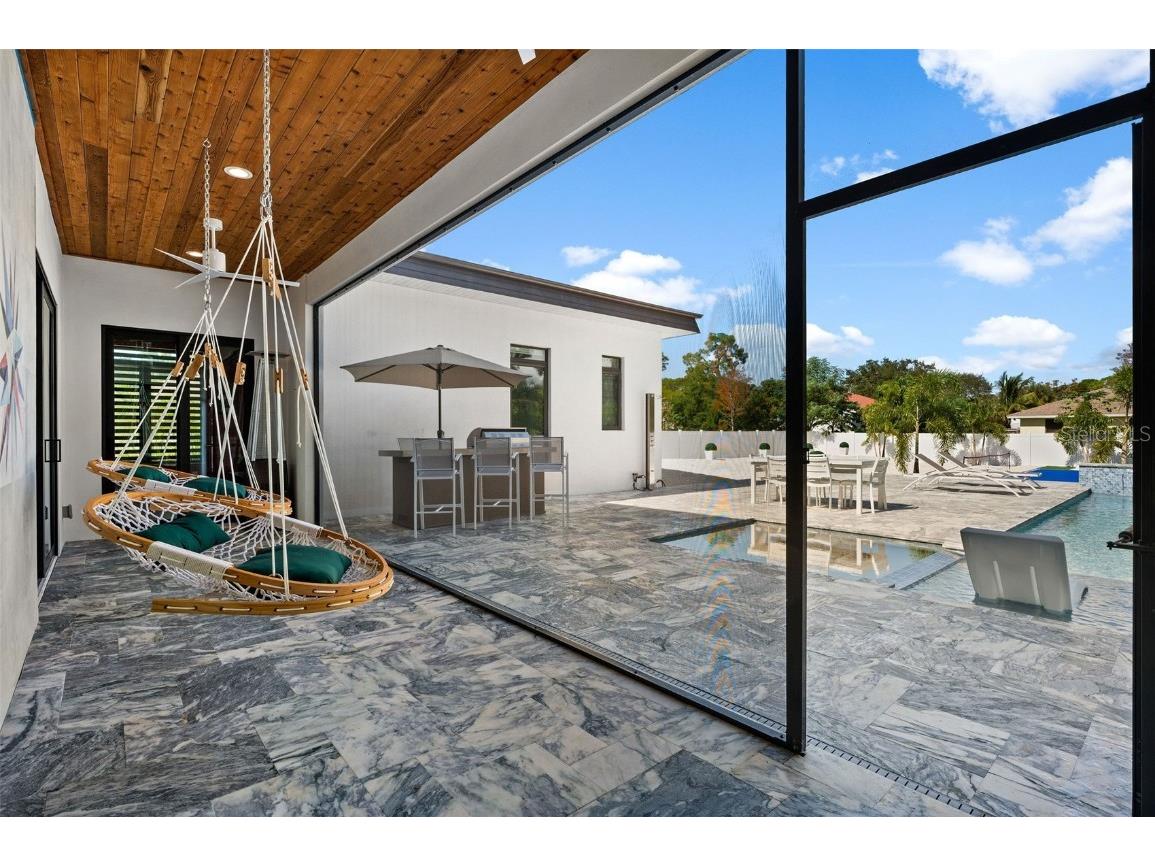 1899 Vamo Way Sarasota FL 34231 A4664293 image39