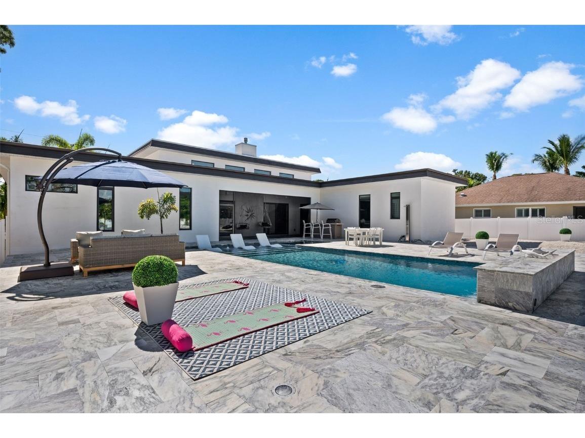 1899 Vamo Way Sarasota FL 34231 A4664293 image42