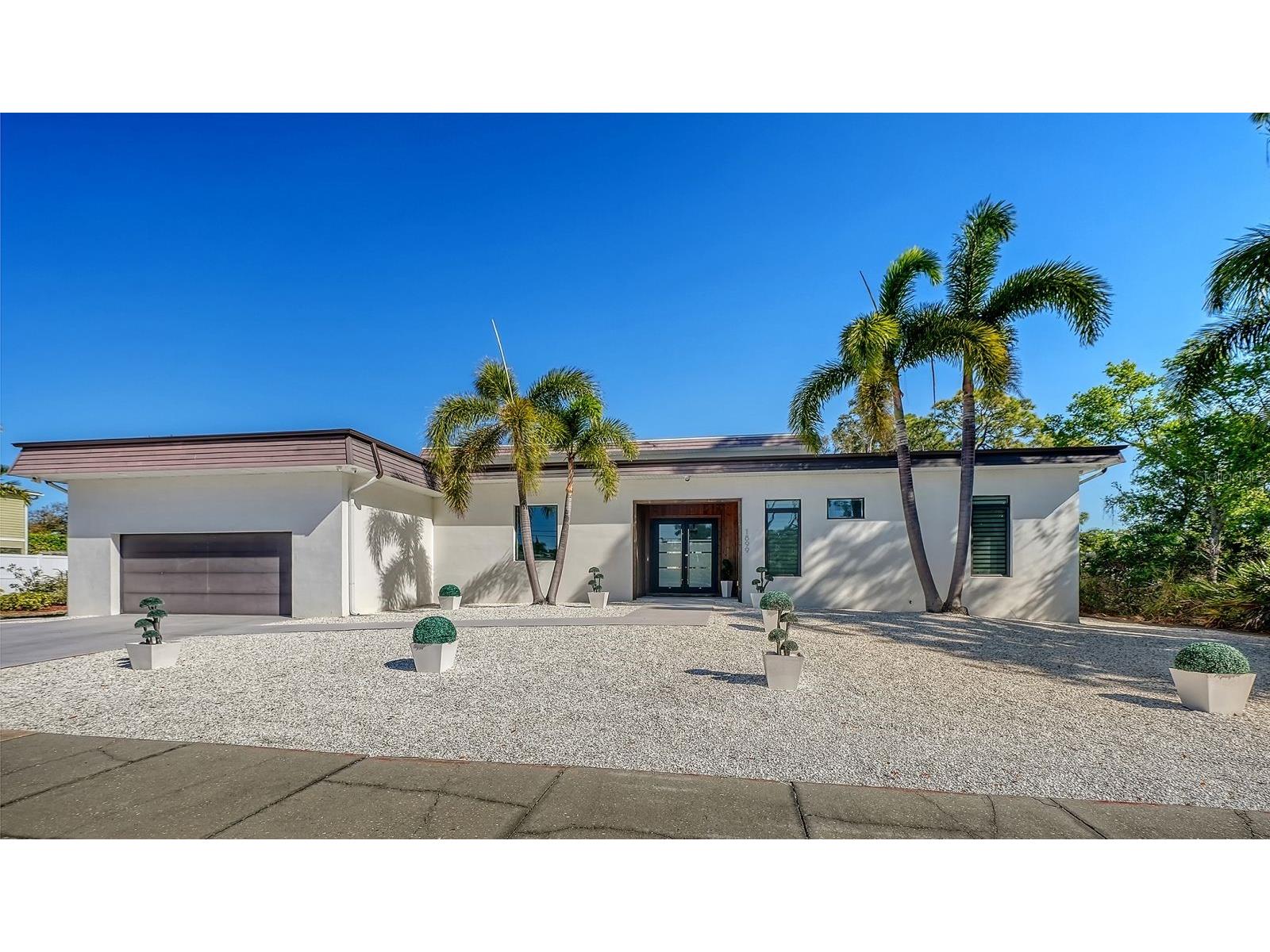 1899 Vamo Way Sarasota FL 34231 A4695686 image4