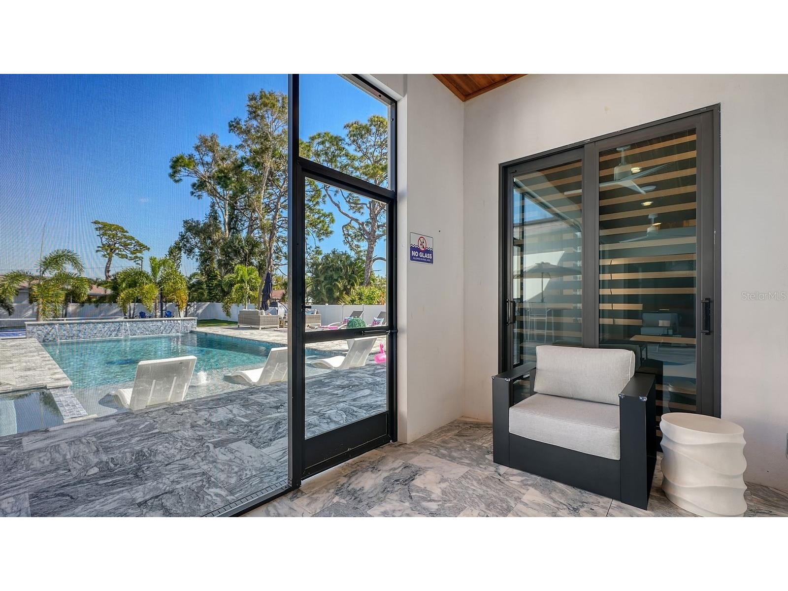 1899 Vamo Way Sarasota FL 34231 A4695686 image41