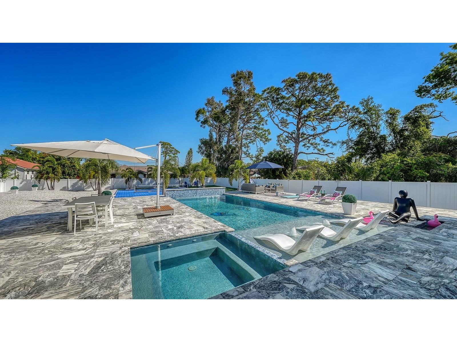 1899 Vamo Way Sarasota FL 34231 A4695686 image43