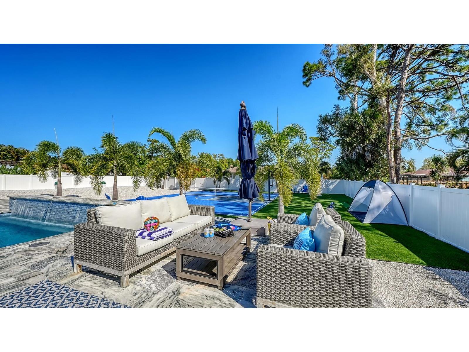 1899 Vamo Way Sarasota FL 34231 A4695686 image48